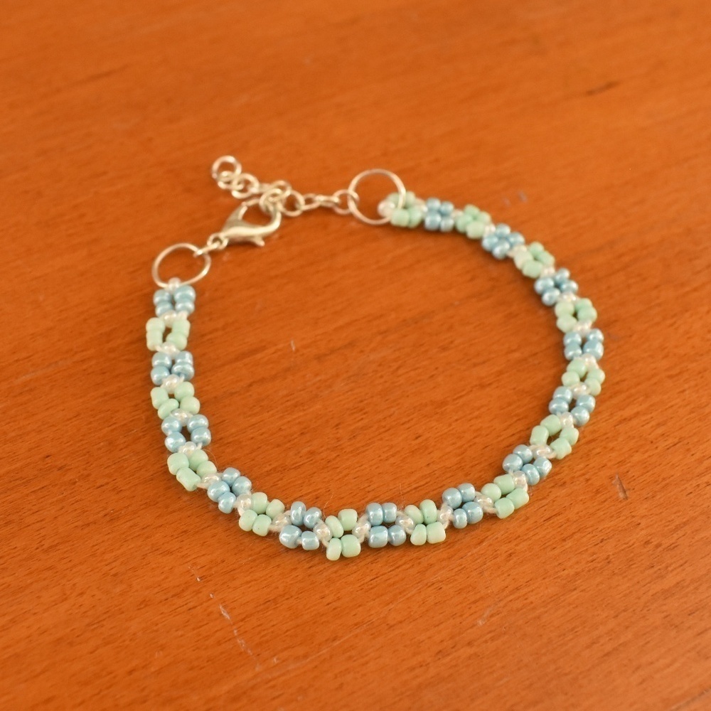 Pastel Flower Beaded Bracelet